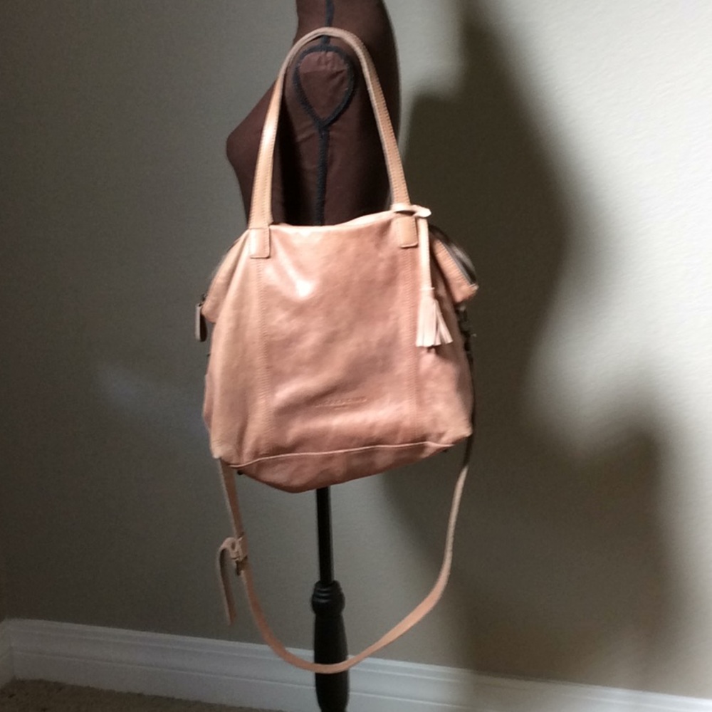 Liebeskind Berlin purse. 100% Leather